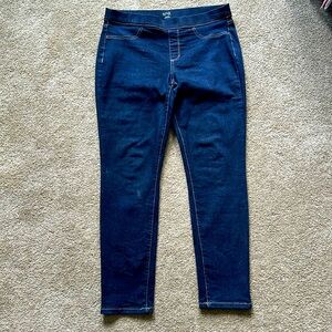 Women’s ana jegging size L.
